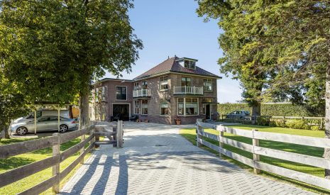 Te koop: Foto Woonhuis aan de Achterweg 19 in Nieuwe Wetering