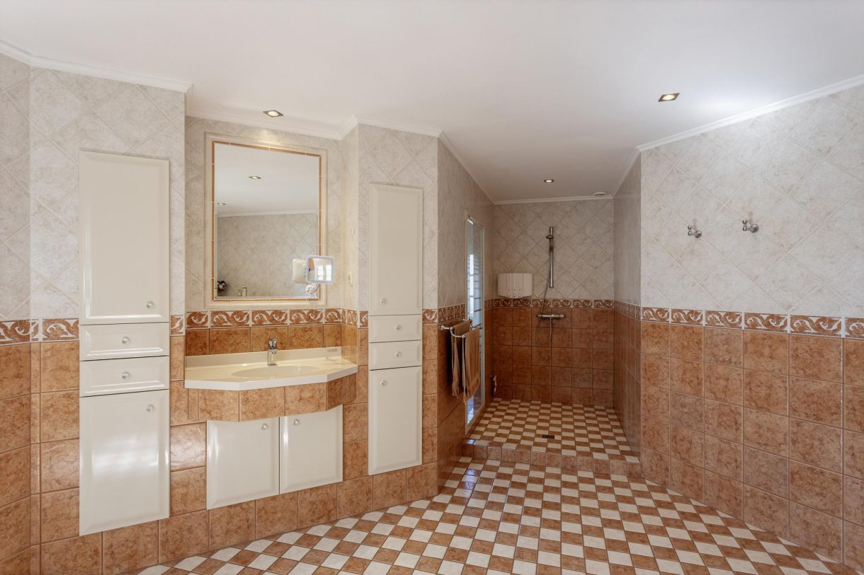 Te koop: Foto Woonhuis aan de Achterweg 19 in Nieuwe Wetering