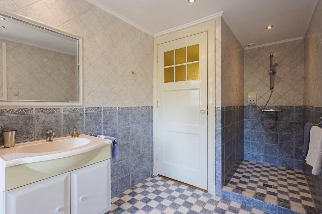 Te koop: Foto Woonhuis aan de Achterweg 19 in Nieuwe Wetering