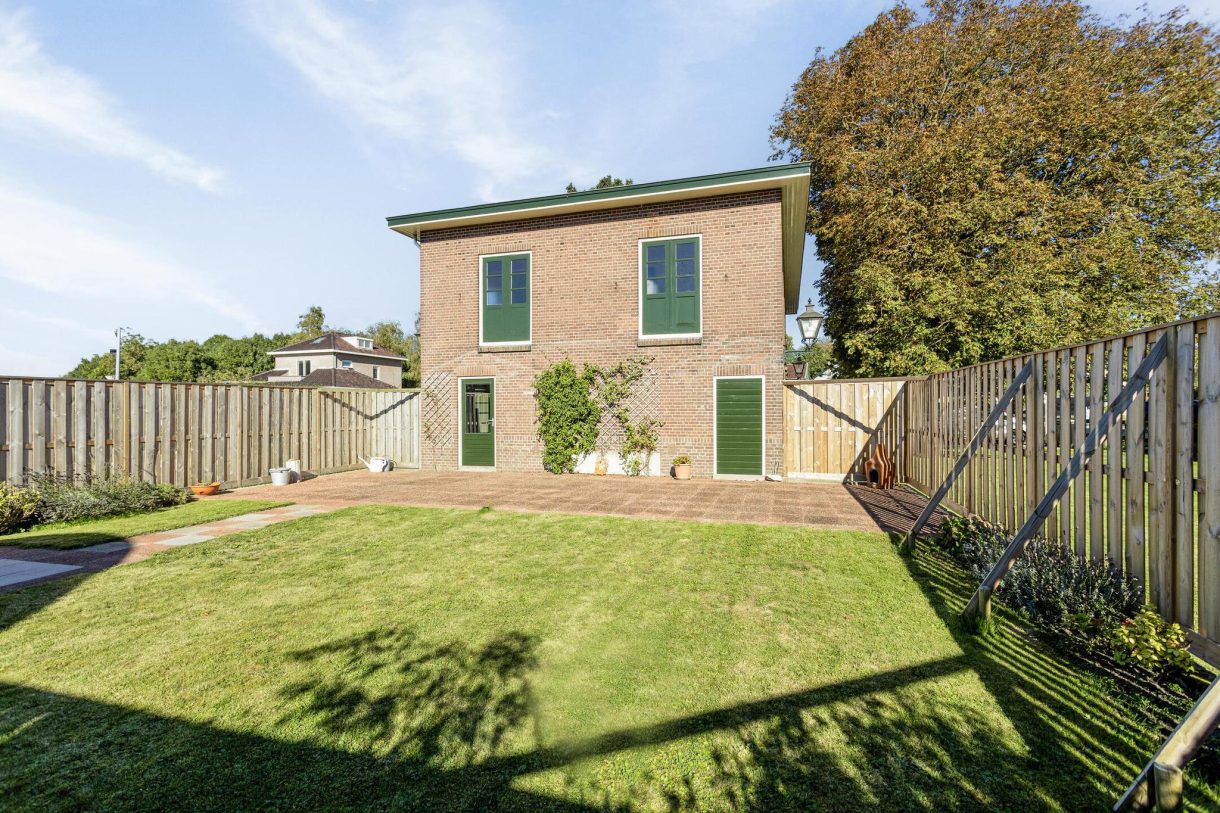 Te koop: Foto Woonhuis aan de Achterweg 19 in Nieuwe Wetering