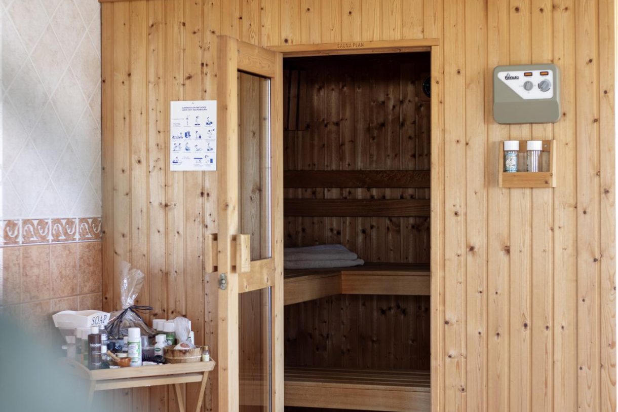 Te koop: Foto Woonhuis aan de Achterweg 19 in Nieuwe Wetering