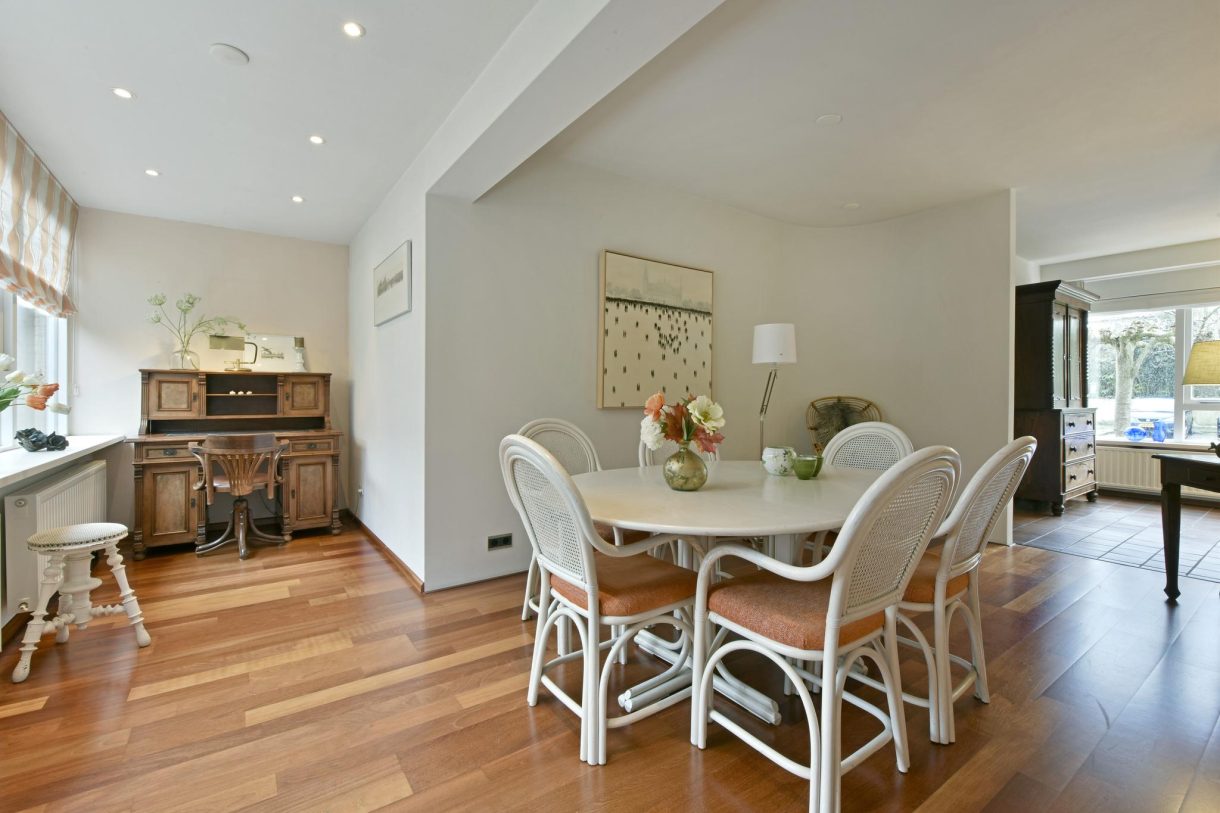 Te koop: Foto Woonhuis aan de Beatrixlaan 11 in Nieuwkoop