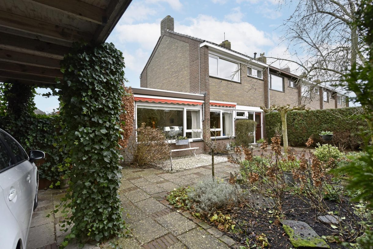 Te koop: Foto Woonhuis aan de Beatrixlaan 11 in Nieuwkoop