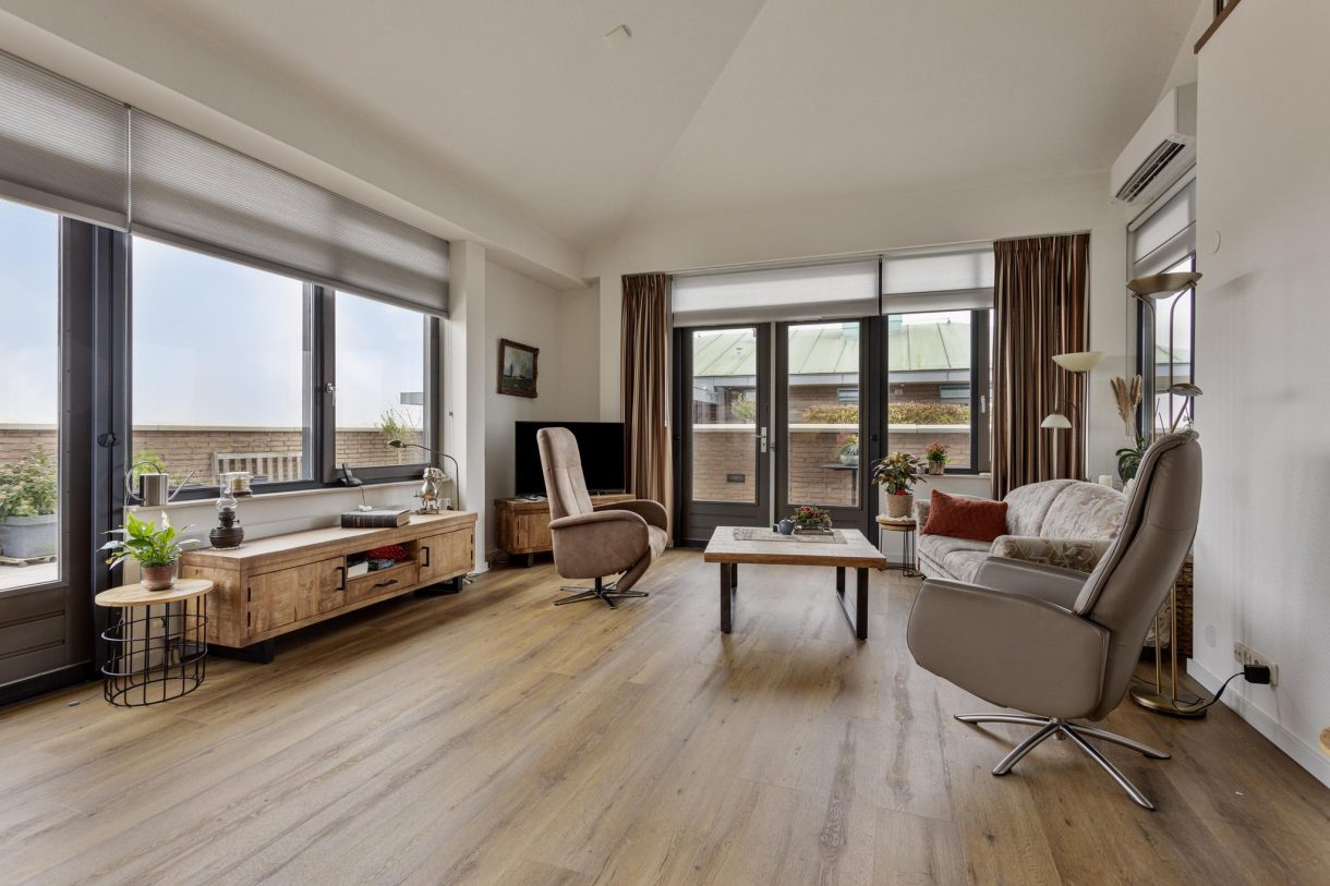 Te koop: Foto Appartement aan de Kamp 11 65 in Lelystad