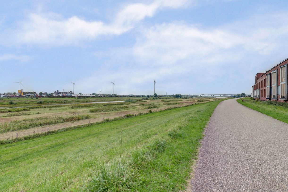 Te koop: Foto Woonhuis aan de Willy den Oudenstraat 38 in Arnhem