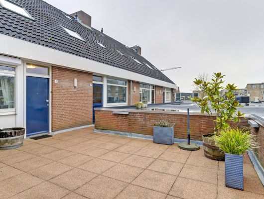 Hoofdfoto van Dongen Looiersplein 2