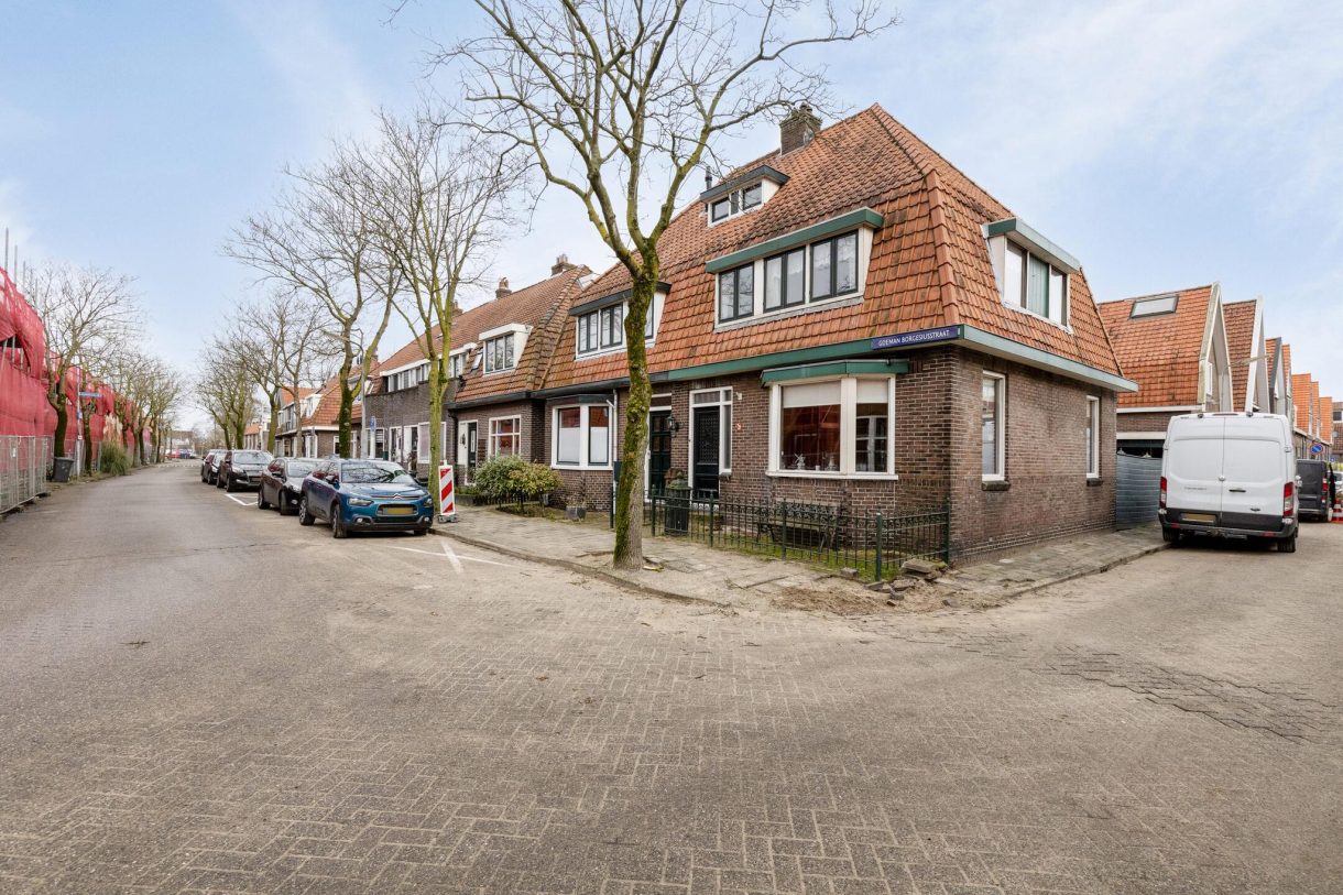 Te koop: Foto Woonhuis aan de Goeman Borgesiusstraat 2 in Zaandijk