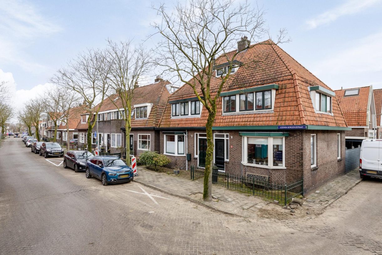 Te koop: Foto Woonhuis aan de Goeman Borgesiusstraat 2 in Zaandijk