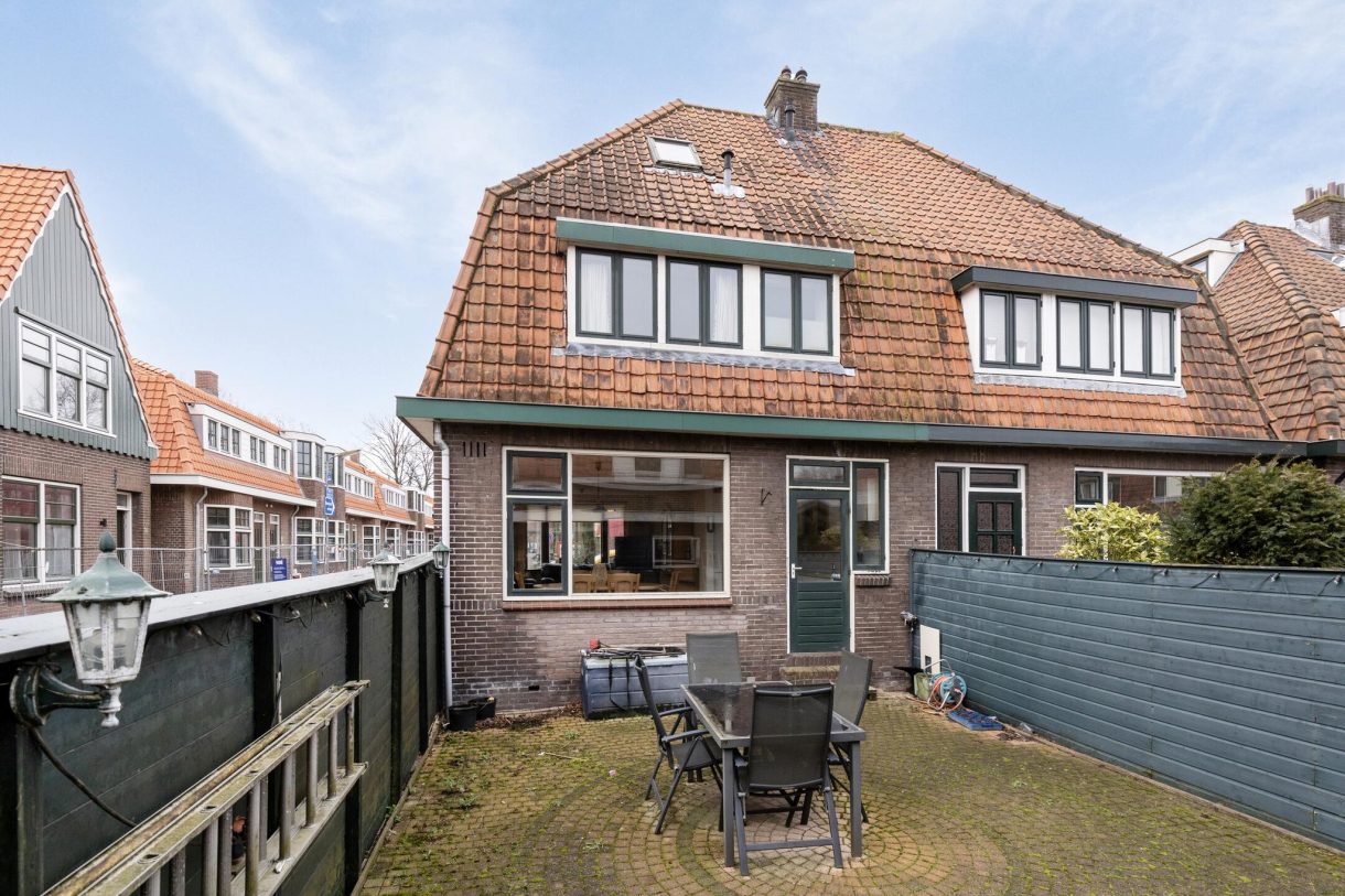 Te koop: Foto Woonhuis aan de Goeman Borgesiusstraat 2 in Zaandijk