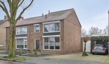 Hoofdfoto van Uden Lavendelstraat 21
