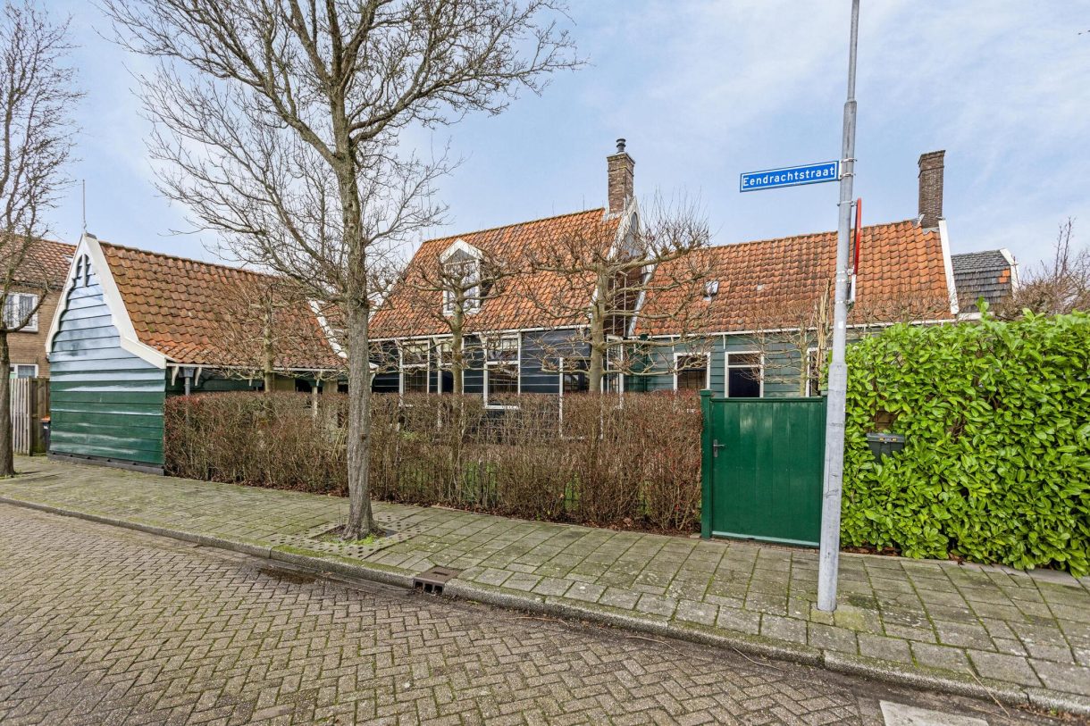 Te koop: Foto Woonhuis aan de Zuideinde 13-15 in Koog aan de Zaan