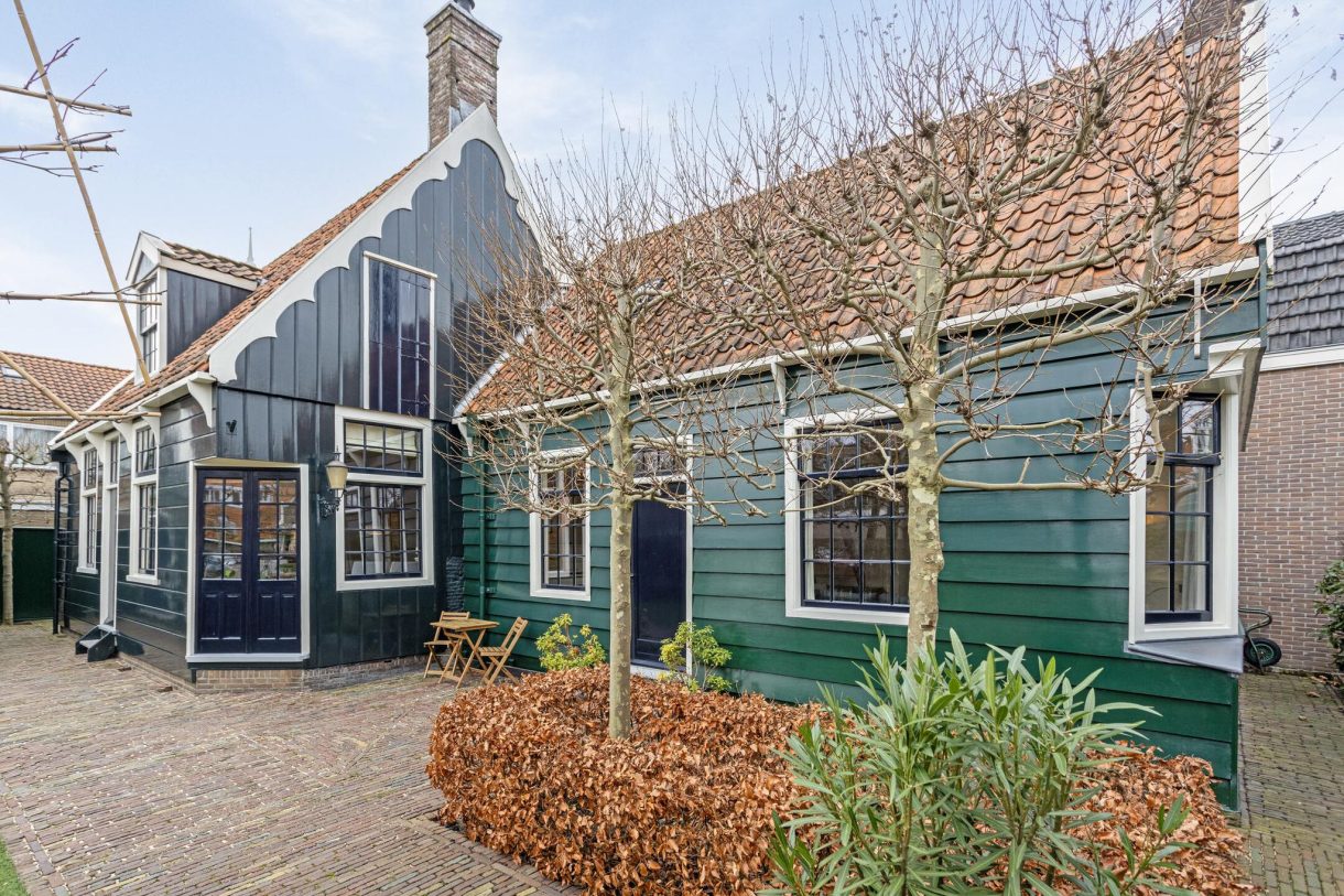 Te koop: Foto Woonhuis aan de Zuideinde 13-15 in Koog aan de Zaan