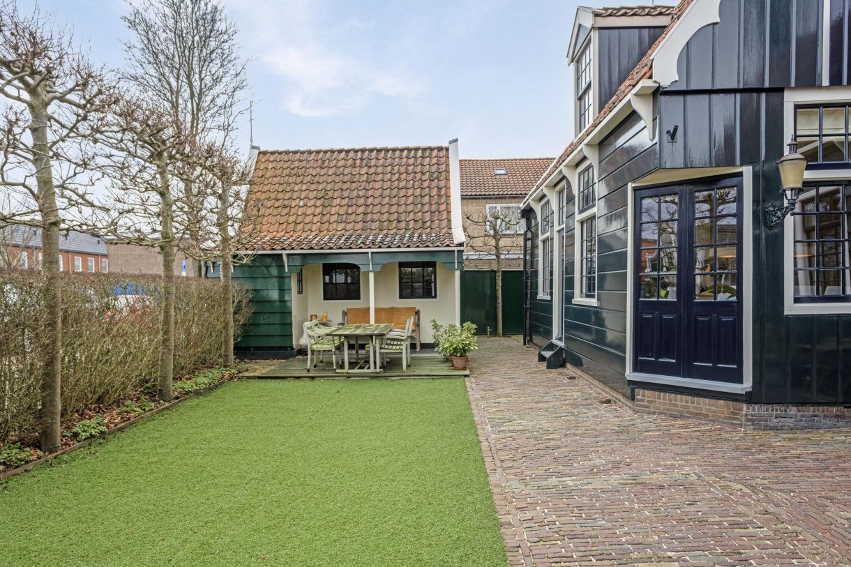 Te koop: Foto Woonhuis aan de Zuideinde 13-15 in Koog aan de Zaan
