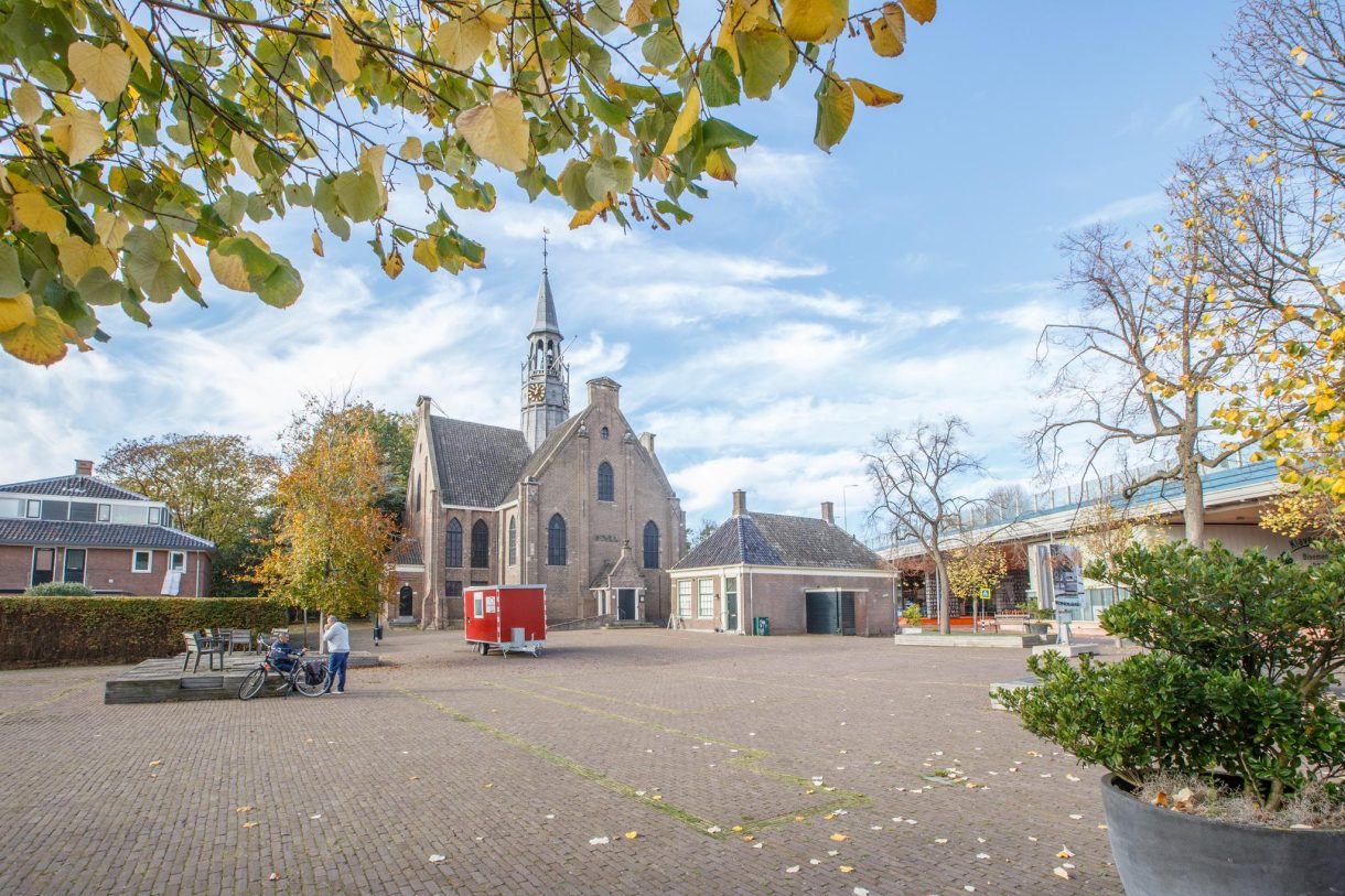 Te koop: Foto Woonhuis aan de Zuideinde 13-15 in Koog aan de Zaan