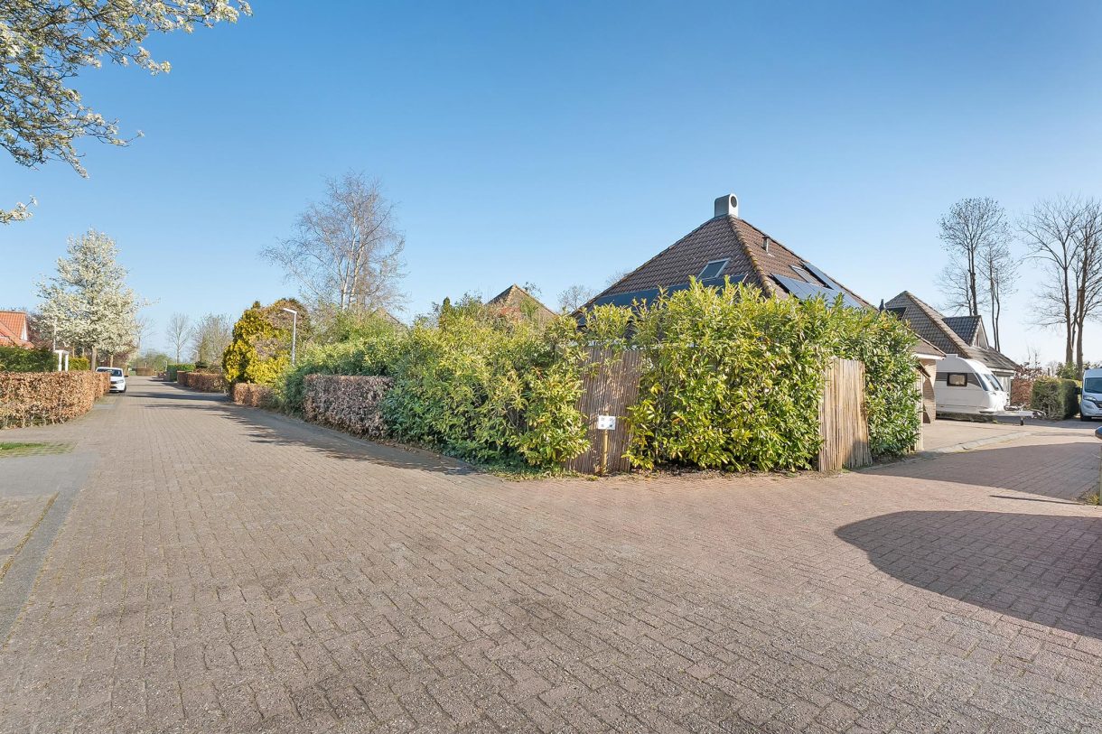 Te koop: Foto Woonhuis aan de Binnenweg 22 in Nijeveen