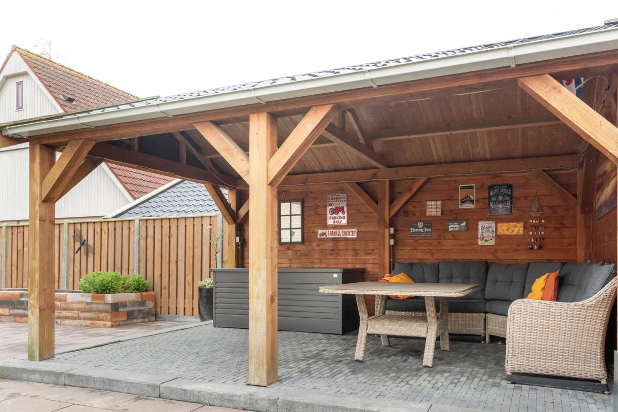 Te koop: Foto Woonhuis aan de De Opslach 13 in Augustinusga