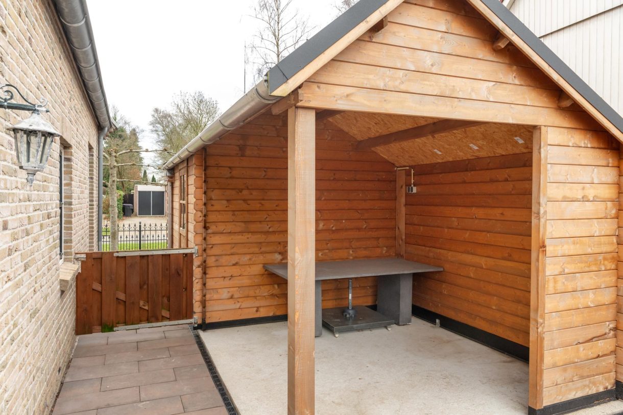 Te koop: Foto Woonhuis aan de De Opslach 13 in Augustinusga