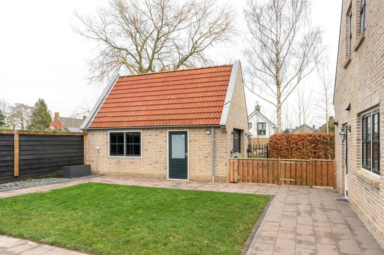 Te koop: Foto Woonhuis aan de De Opslach 13 in Augustinusga