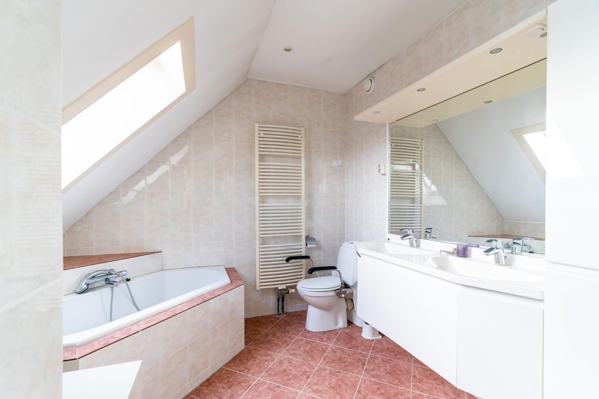 Te koop: Foto Appartement aan de Johan van Oldenbarneveltlaan 23H in 's-Gravenhage