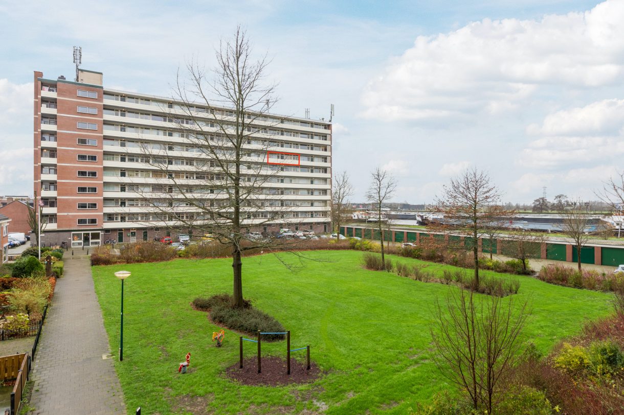 Te koop: Foto Appartement aan de Titus Brandsmastraat 81 in Breukelen