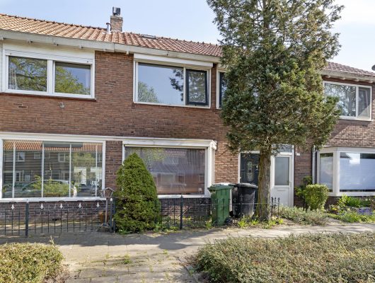 Hoofdfoto van Arnhem Hazelaarstraat 75