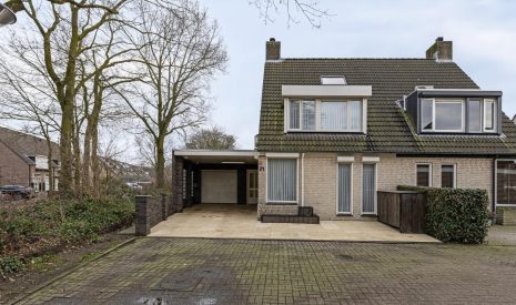 Hoofdfoto van Helmond Nierslaan 21