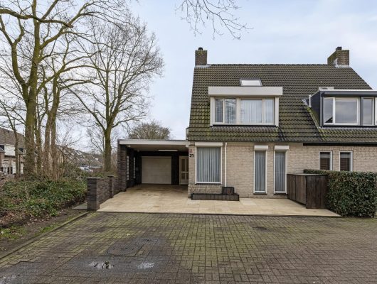 Hoofdfoto van Helmond Nierslaan 21