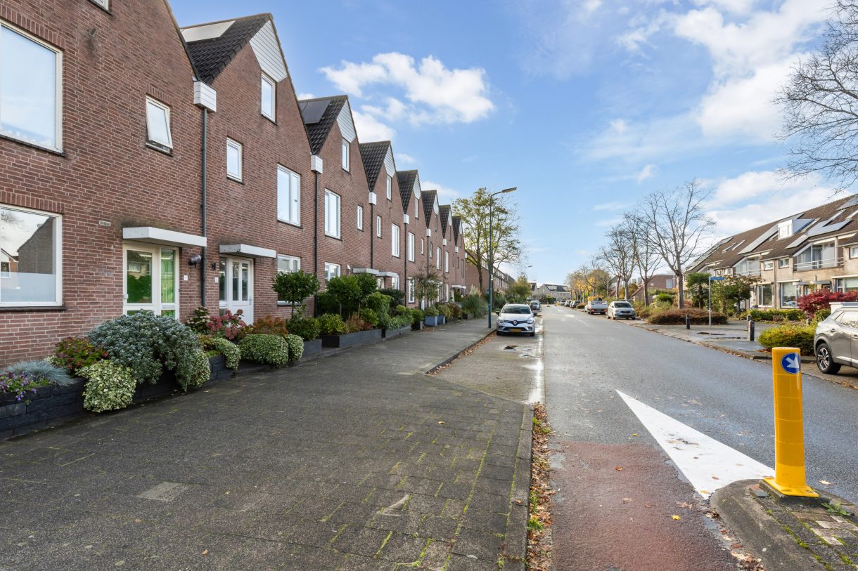 Te koop: Foto Woonhuis aan de Klaproosweide 3 in Woerden