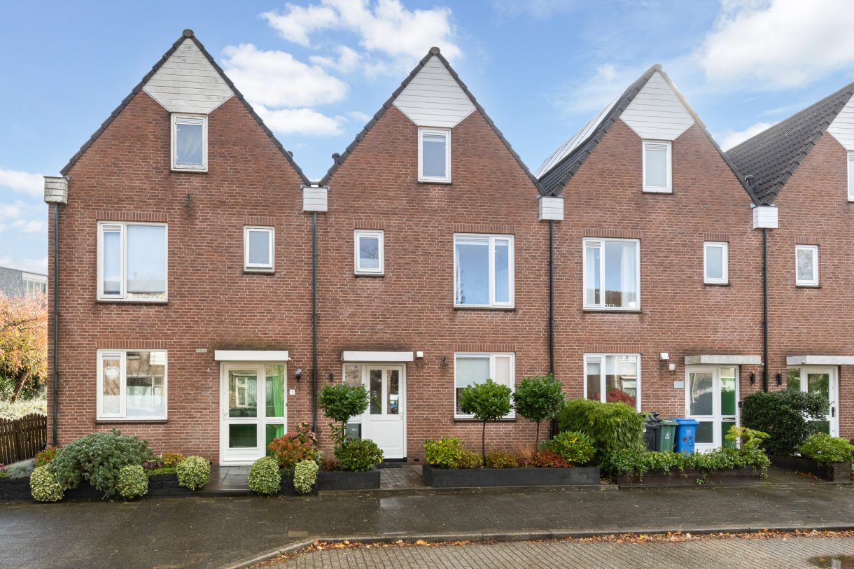 Te koop: Foto Woonhuis aan de Klaproosweide 3 in Woerden