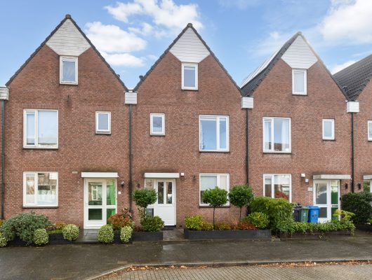 Hoofdfoto van Woerden Klaproosweide 3