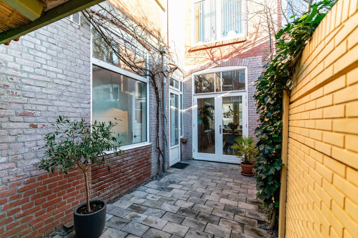 Te koop: Foto Appartement aan de Govert Bidloostraat 56 in 's-Gravenhage