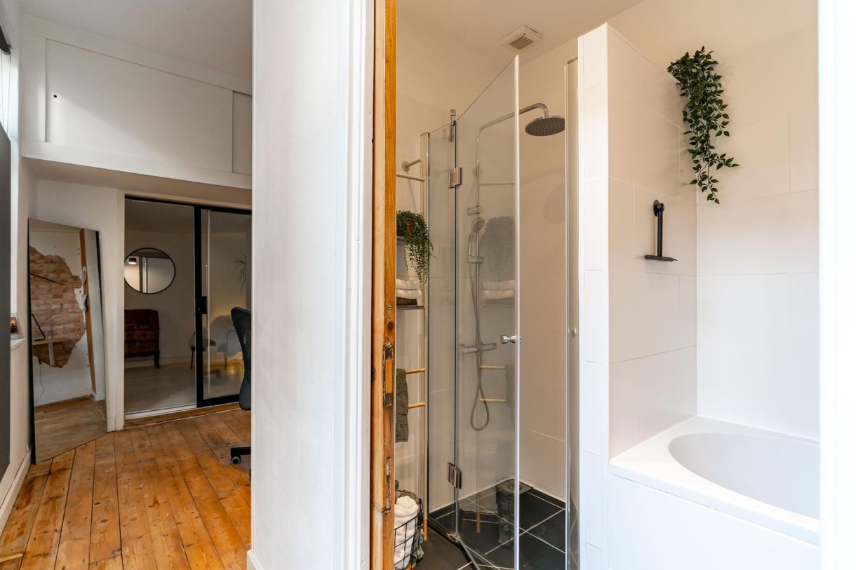 Te koop: Foto Appartement aan de Govert Bidloostraat 56 in 's-Gravenhage