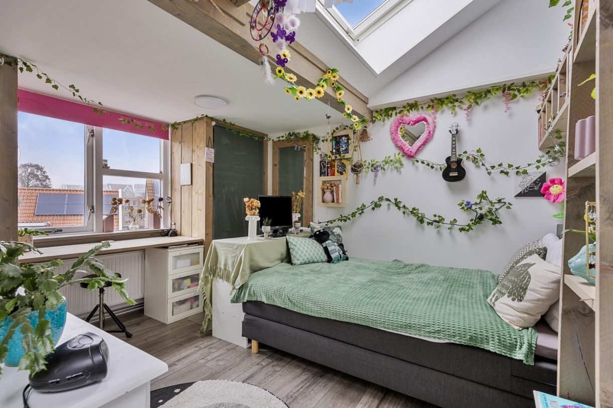 Te koop: Foto Woonhuis aan de Westzanerdijk 98 in Zaandam