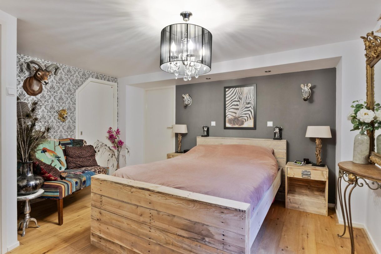 Te koop: Foto Woonhuis aan de Westzanerdijk 98 in Zaandam