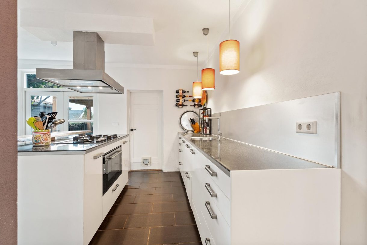 Te koop: Foto Woonhuis aan de Kerkplein 7 in Leuth