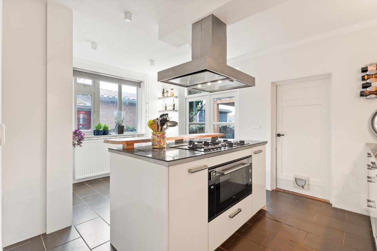 Te koop: Foto Woonhuis aan de Kerkplein 7 in Leuth