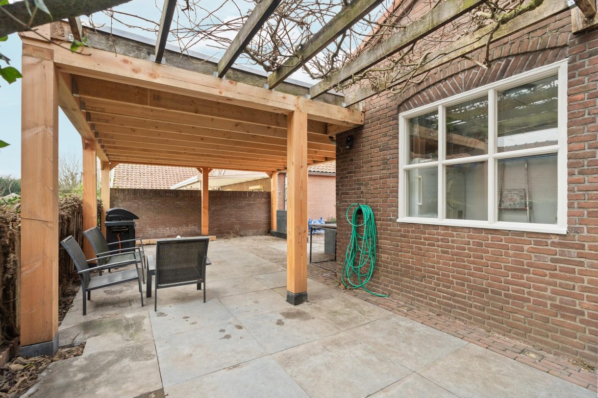 Te koop: Foto Woonhuis aan de Kerkplein 7 in Leuth