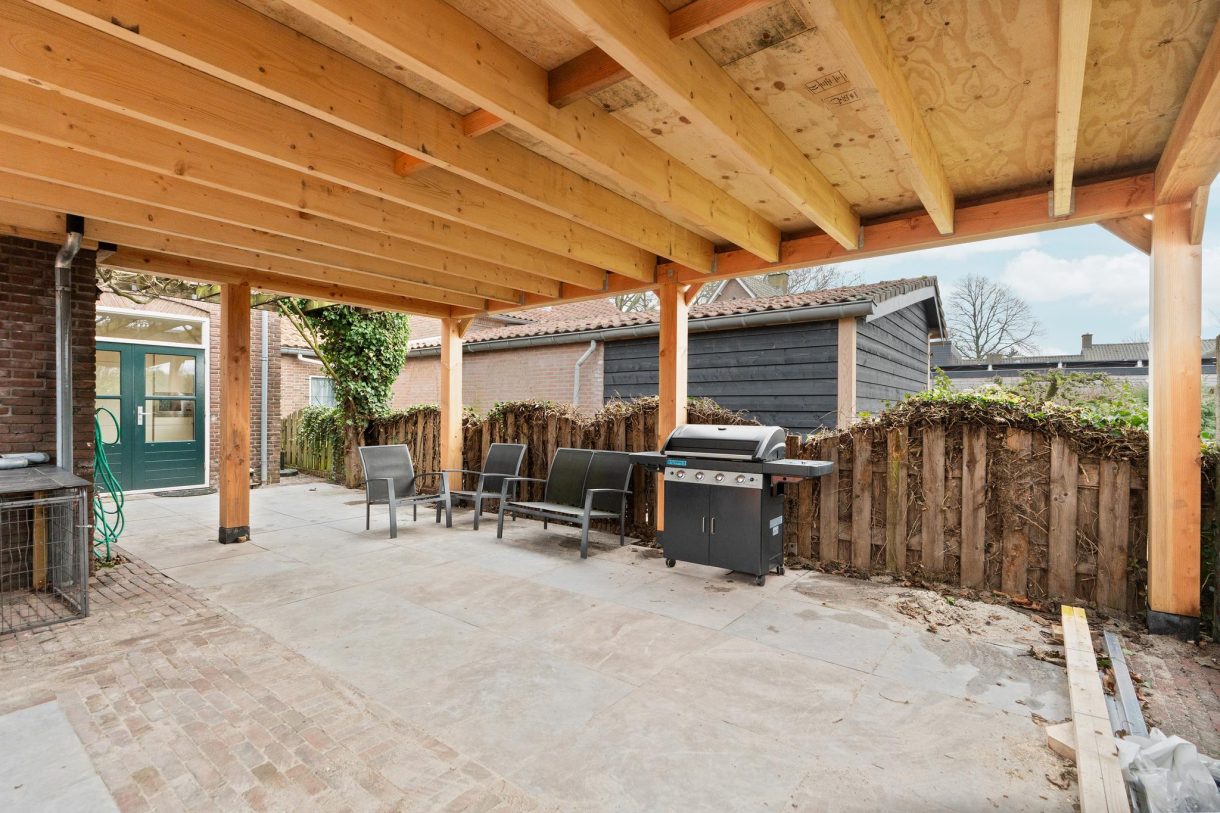 Te koop: Foto Woonhuis aan de Kerkplein 7 in Leuth