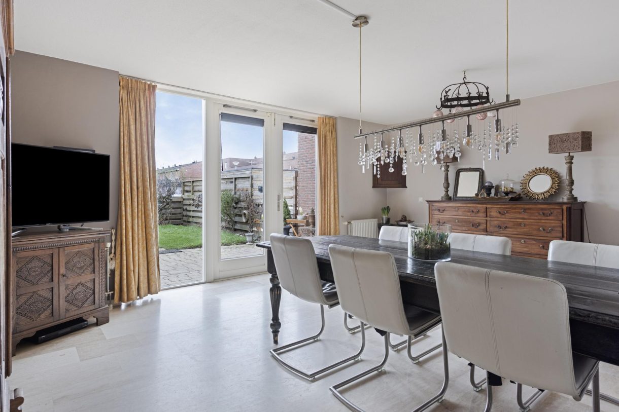 Te koop: Foto Woonhuis aan de St.-Pietersberg 63 in De Meern