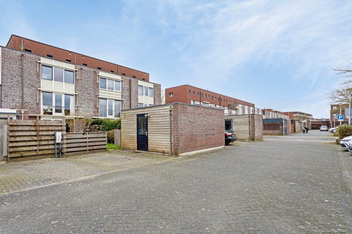 Te koop: Foto Woonhuis aan de St.-Pietersberg 63 in De Meern