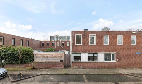 Hoofdfoto van Zwolle Donizettistraat 17