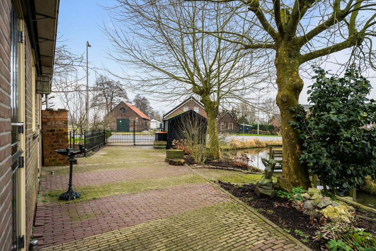 Te koop: Foto Woonhuis aan de Lange Meentweg 1 in Woerdense Verlaat