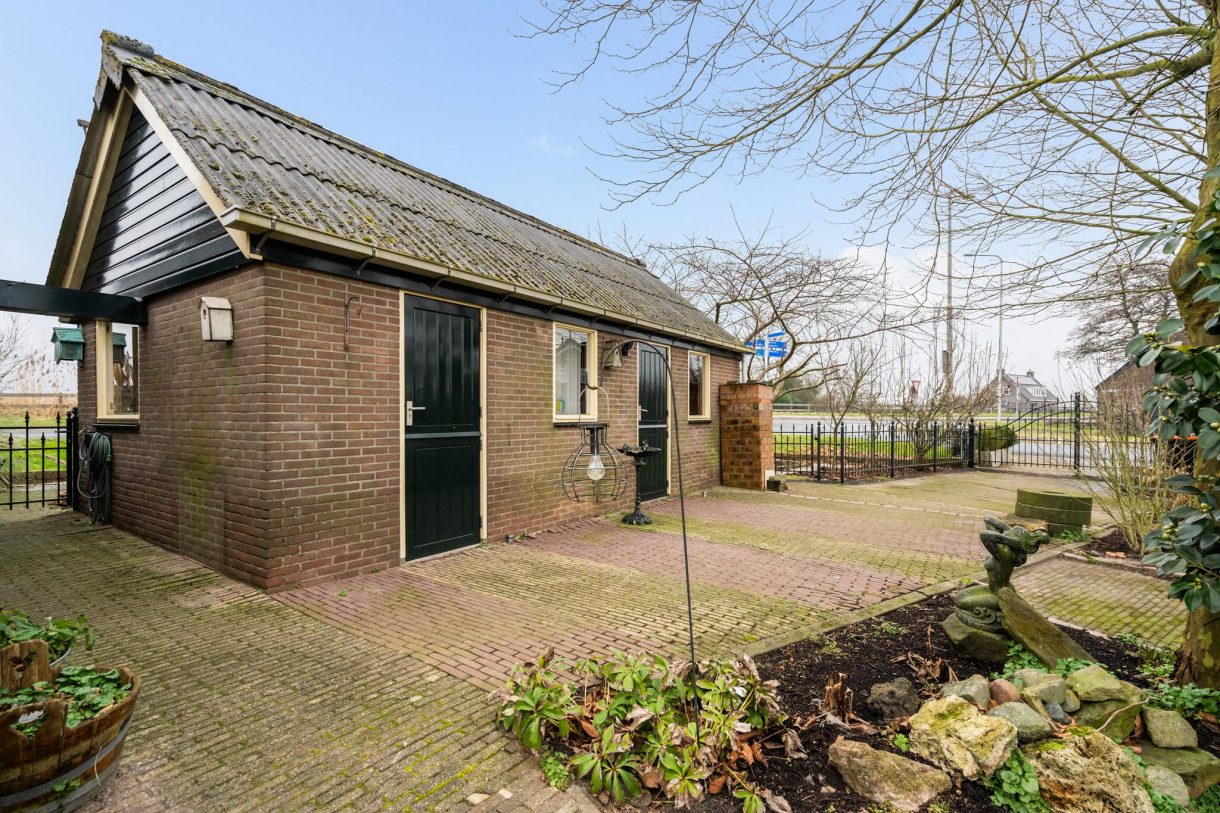 Te koop: Foto Woonhuis aan de Lange Meentweg 1 in Woerdense Verlaat