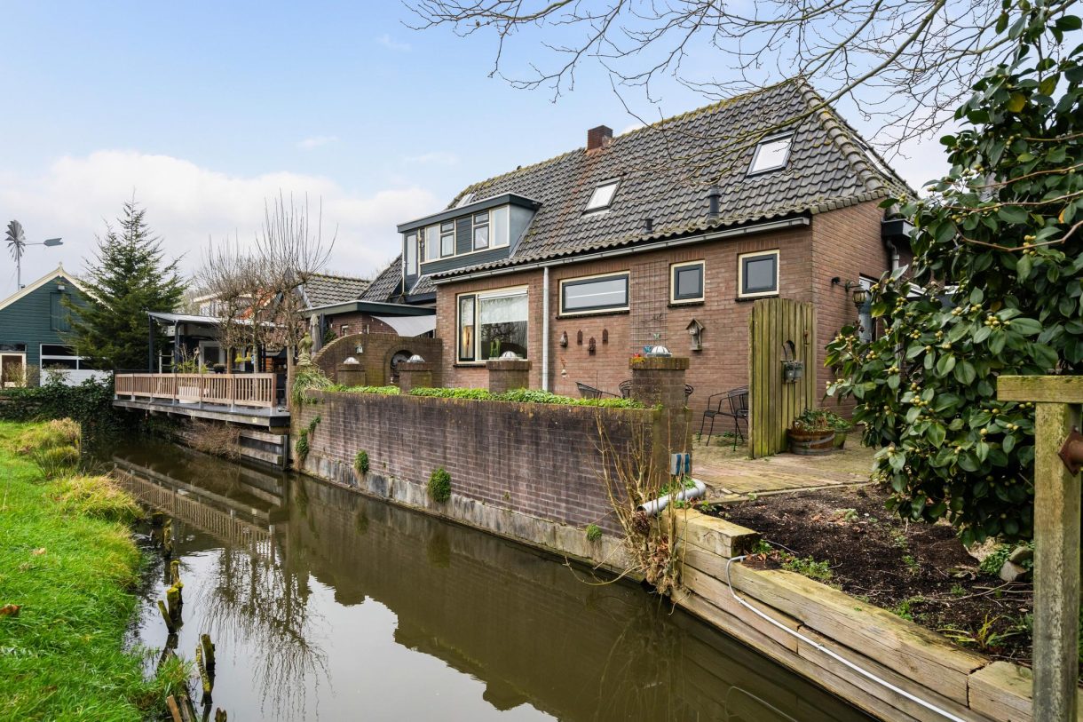 Te koop: Foto Woonhuis aan de Lange Meentweg 1 in Woerdense Verlaat