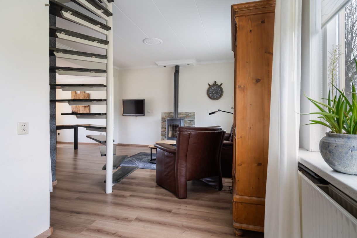 Te koop: Foto Woonhuis aan de Lange Meentweg 1 in Woerdense Verlaat