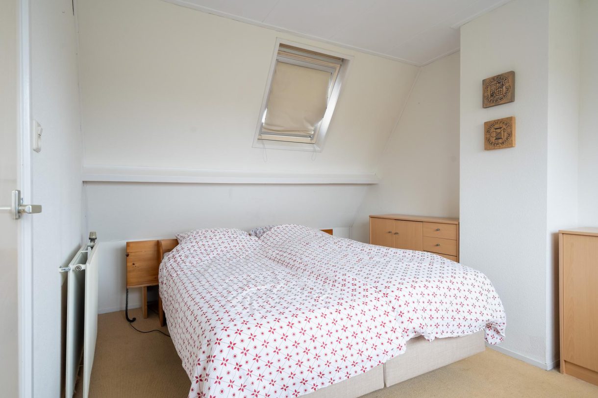 Te koop: Foto Woonhuis aan de Lange Meentweg 1 in Woerdense Verlaat