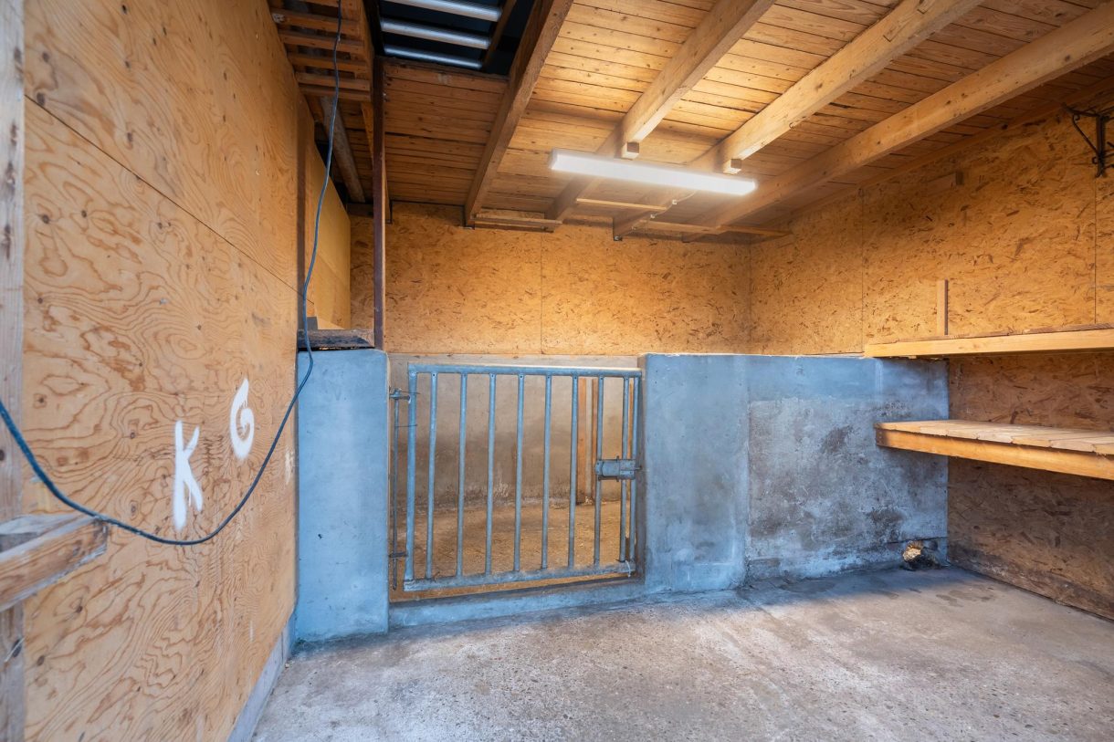 Te koop: Foto Woonhuis aan de Lange Meentweg 1 in Woerdense Verlaat