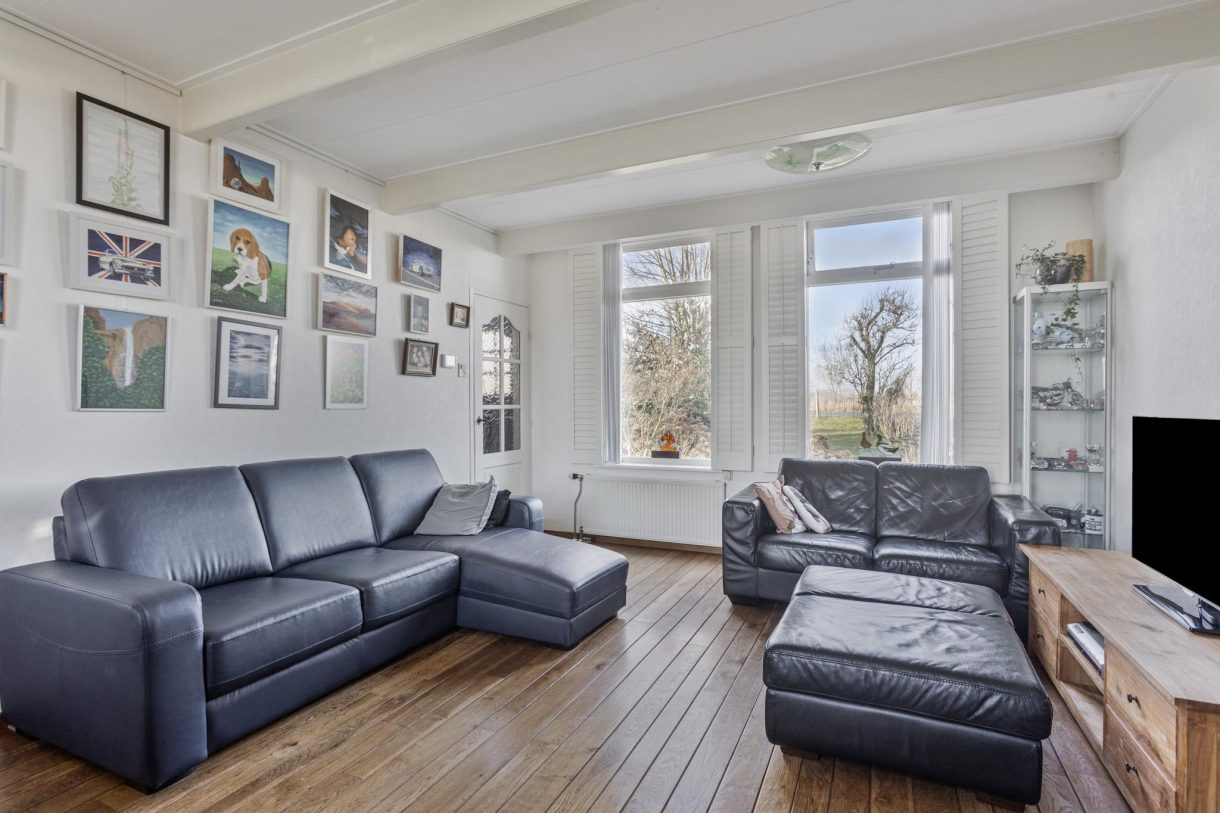 Te koop: Foto Woonhuis aan de Nauernasche Vaartdijk 7 in Westzaan