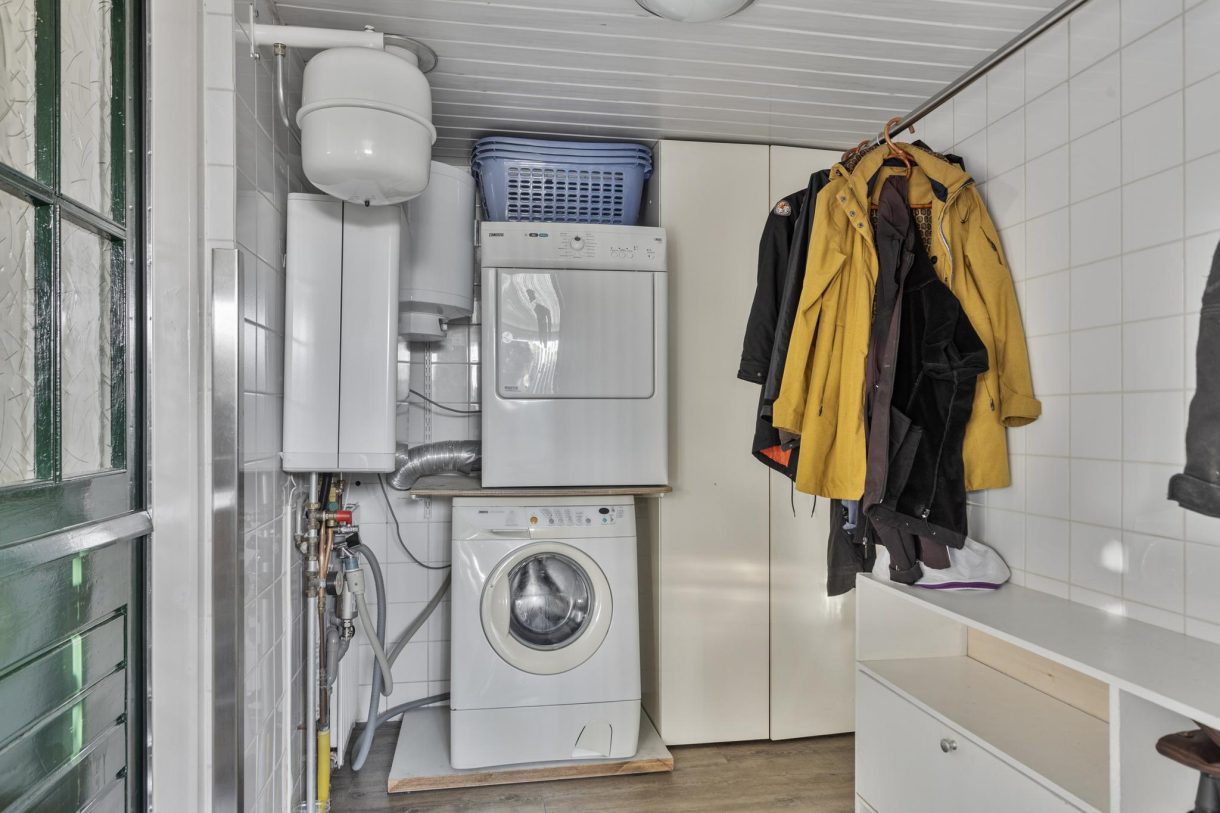 Te koop: Foto Woonhuis aan de Nauernasche Vaartdijk 7 in Westzaan