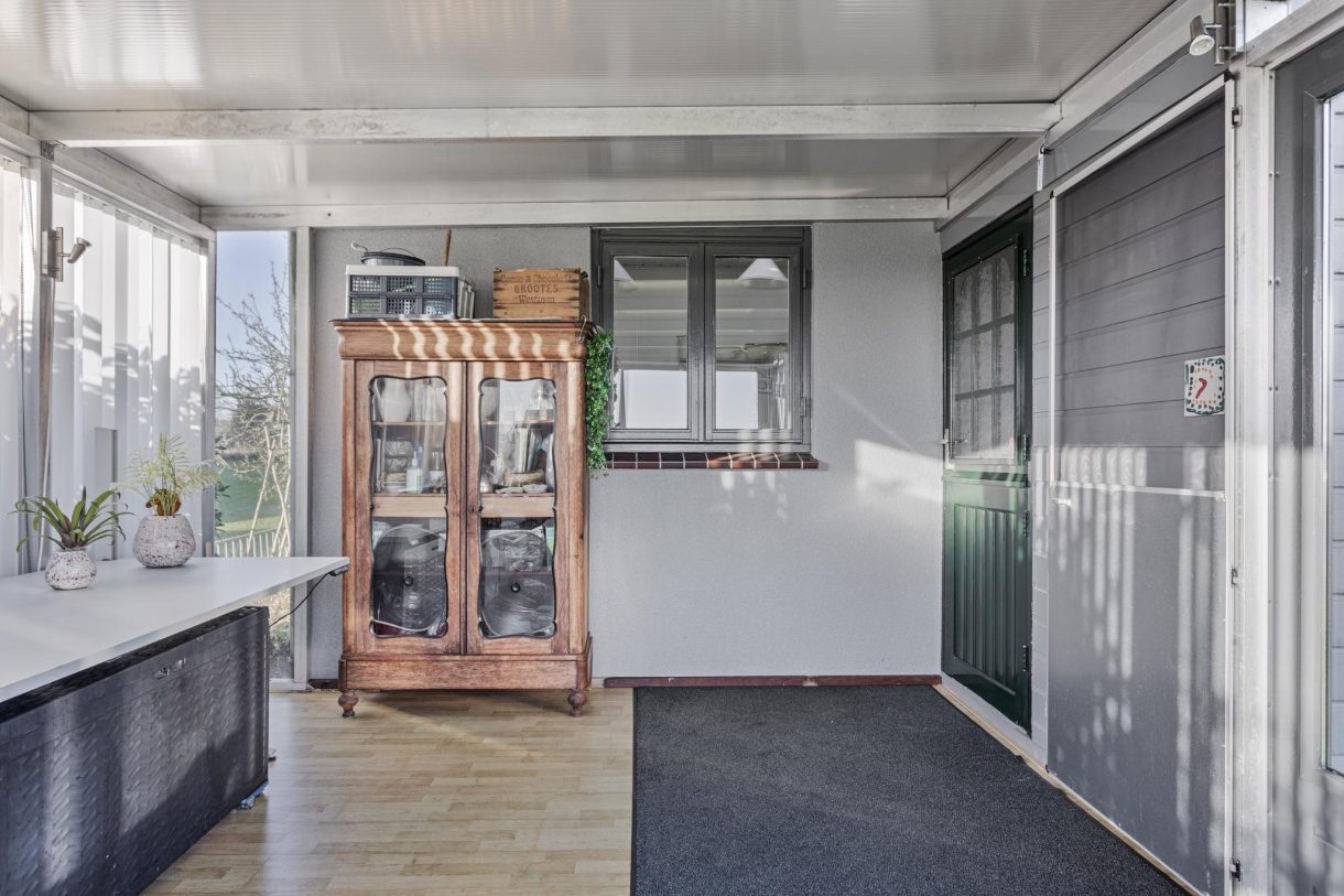 Te koop: Foto Woonhuis aan de Nauernasche Vaartdijk 7 in Westzaan